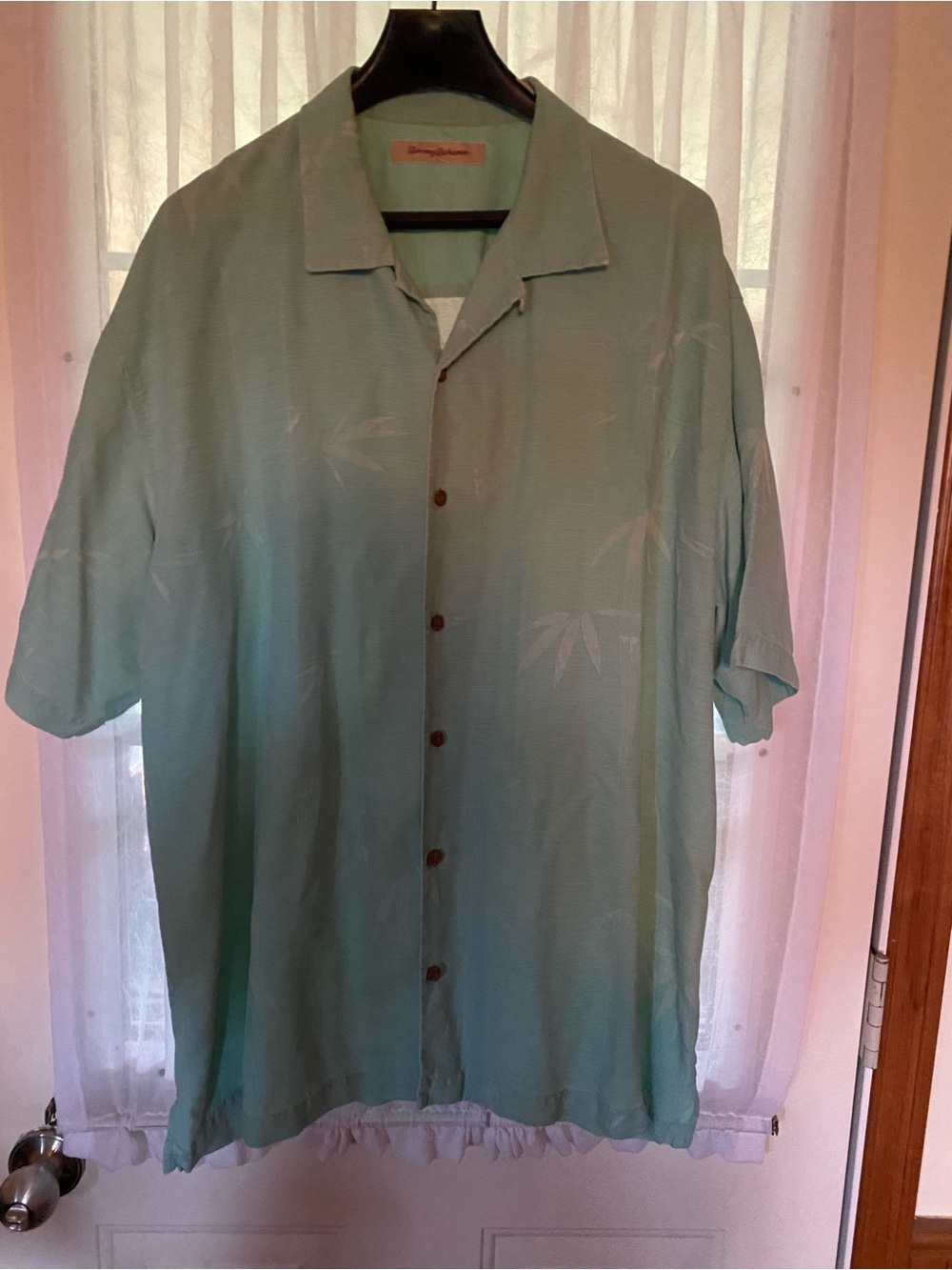 Tommy Bahama Short -XL